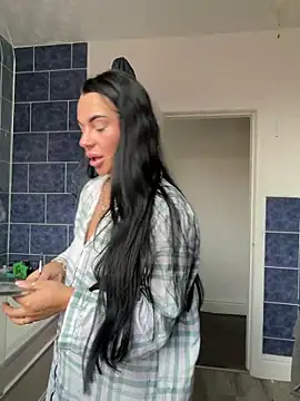 Snapshot of Darkfantisyx chatting on March 27, 2026, 2:06 pm Darkfantisyx online show from March 27, 2026, 2:06 pm