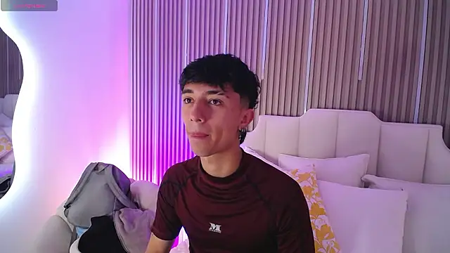 Aiden Rivers  online show from February 27, 2026, 12:38 pm