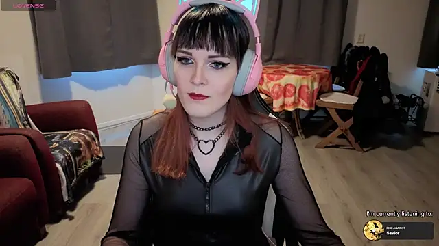 Snapshot of Samanteased chatting on April 7, 2026, 5:02 pm Samanteased online show from April 7, 2026, 5:02 pm