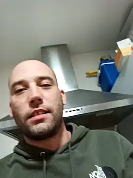 Snapshot of Franperry chatting on February 15, 2026, 11:23 pm Franperry online show from February 15, 2026, 11:23 pm