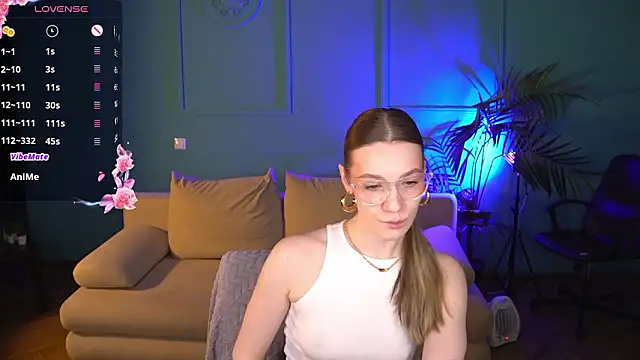 Vanessa  Lui online show from March 8, 2026, 3:05 pm