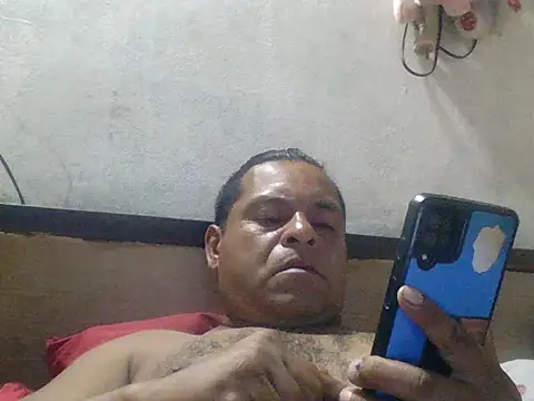 Snapshot of DesexedCooler chatting on February 16, 2026, 9:22 pm DesexedCooler online show from February 16, 2026, 9:22 pm