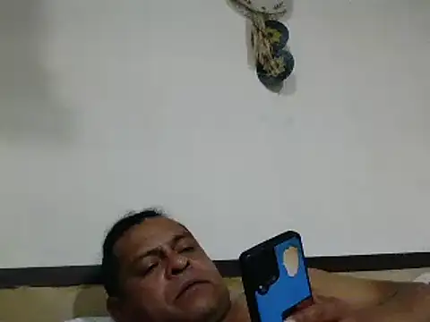 DesexedCooler online show from April 23, 2026, 12:56 am