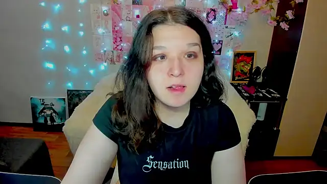 Kate Acid online show from May 8, 2026, 11:43 pm