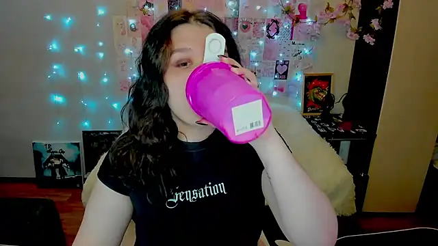 Kate Acid online show from May 16, 2026, 11:36 pm