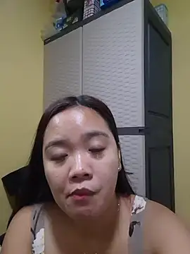 Polished Princess online show from March 9, 2026, 5:28 pm