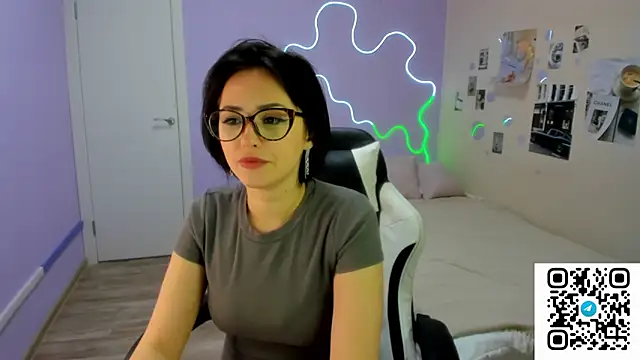 Snapshot of Mary_Rice chatting on March 4, 2026, 1:11 am Mary Rice online show from March 4, 2026, 1:11 am