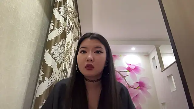 Snapshot of MaeRaads chatting on February 25, 2026, 3:21 pm MaeRaads online show from February 25, 2026, 3:21 pm