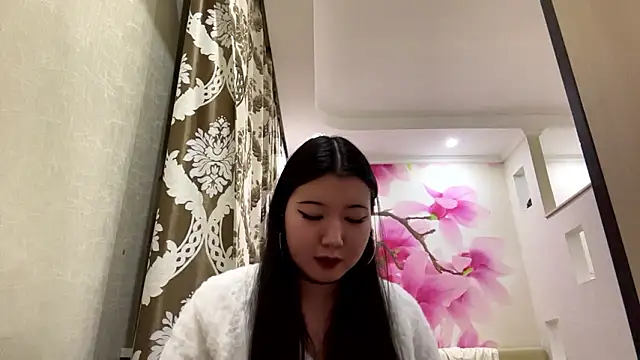 Snapshot of MaeRaads chatting on February 27, 2026, 6:30 pm MaeRaads online show from February 27, 2026, 6:30 pm