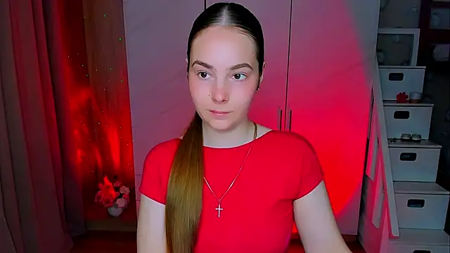 Maddy Wood  online show from May 18, 2026, 9:04 am
