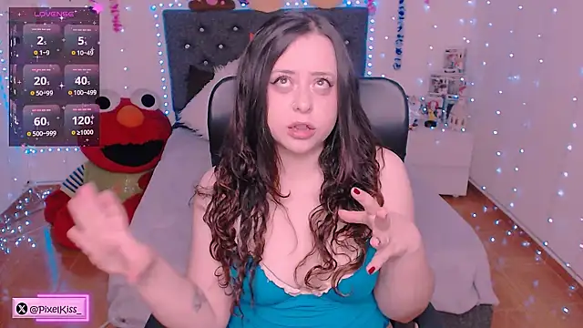 PixelKiss  online show from May 28, 2026, 10:34 am