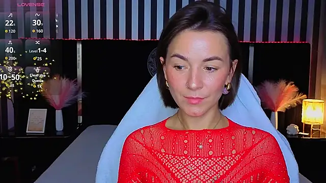 GracefulMichelle online show from June 19, 2026, 7:39 pm