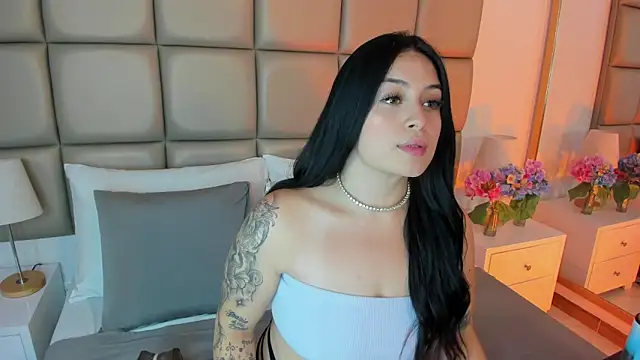 annybentleii online show from May 27, 2026, 7:11 pm