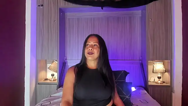 Snapshot of AllieBennet chatting on March 16, 2026, 7:40 pm AllieBennet online show from March 16, 2026, 7:40 pm