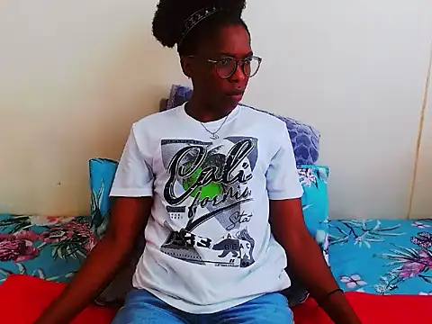 Snapshot of ChocoSlenderXXX chatting on April 28, 2026, 11:59 am ChocoSlenderXXX online show from April 28, 2026, 11:59 am
