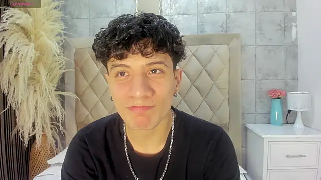 Snapshot of Angel_St1 chatting on July 3, 2026, 5:36 am Angel St1 online show from July 3, 2026, 5:36 am