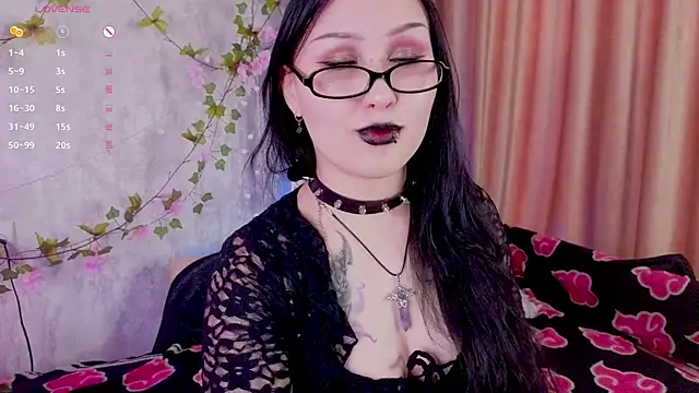 Snapshot of ThoraHaring chatting on March 16, 2026, 5:44 am ThoraHaring online show from March 16, 2026, 5:44 am