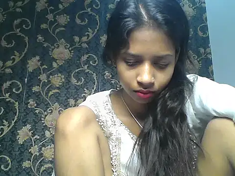 Rani1993 online show from March 26, 2026, 4:34 pm