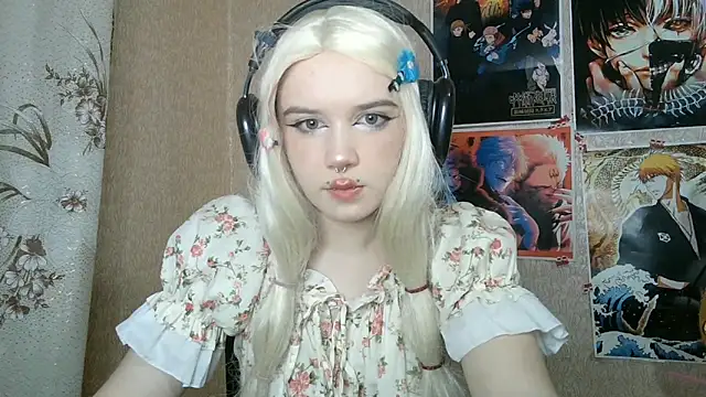 Snapshot of MilaTyan chatting on March 19, 2026, 5:06 pm MilaTyan online show from March 19, 2026, 5:06 pm