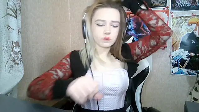 Snapshot of MilaTyan chatting on March 20, 2026, 4:12 pm MilaTyan online show from March 20, 2026, 4:12 pm