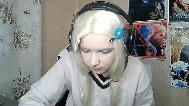 Snapshot of MilaTyan chatting on March 22, 2026, 5:05 pm MilaTyan online show from March 22, 2026, 5:05 pm