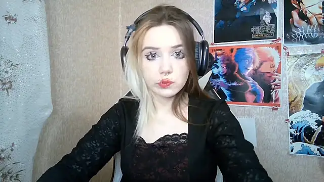 Snapshot of MilaTyan chatting on March 29, 2026, 5:13 pm MilaTyan online show from March 29, 2026, 5:13 pm