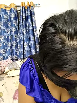 Snapshot of Cute-aryaa chatting on April 15, 2026, 6:04 pm Cute-aryaa online show from April 15, 2026, 6:04 pm