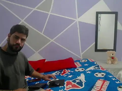 couple  hott069 online show from March 3, 2026, 6:30 am