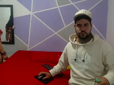 couple  hott069 online show from March 23, 2026, 7:56 am