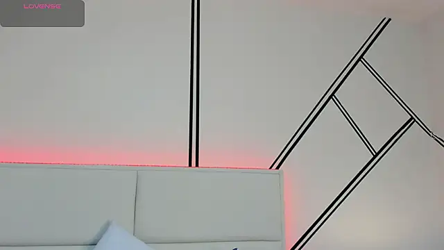 evangeline valencia online show from March 14, 2026, 12:17 am