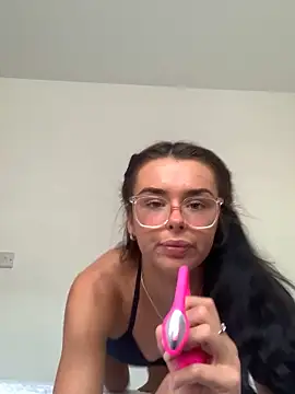 Amberbanxx online show from May 25, 2026, 7:20 pm