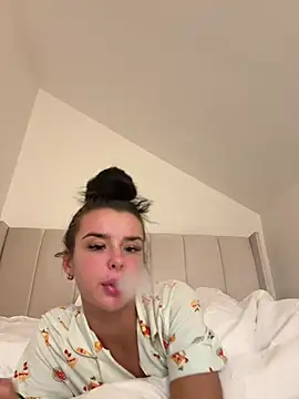 Amberbanxx online show from June 5, 2026, 10:26 pm