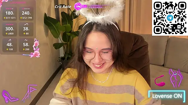 Snapshot of leylamirage chatting on May 11, 2026, 12:22 pm leylamirage online show from May 11, 2026, 12:22 pm