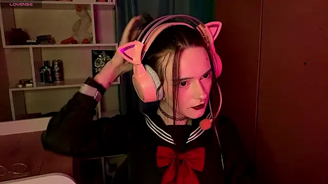 MabelDefina online show from February 19, 2026, 12:01 pm