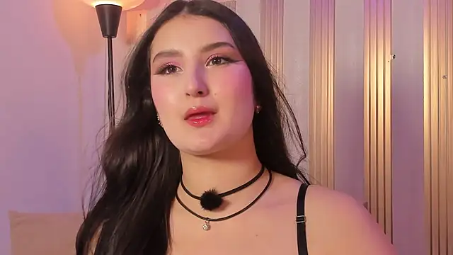 zoe moon   online show from February 27, 2026, 3:50 am