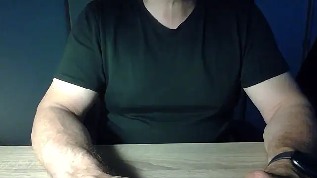 ViveLaFrance2026 online show from May 6, 2026, 4:34 pm