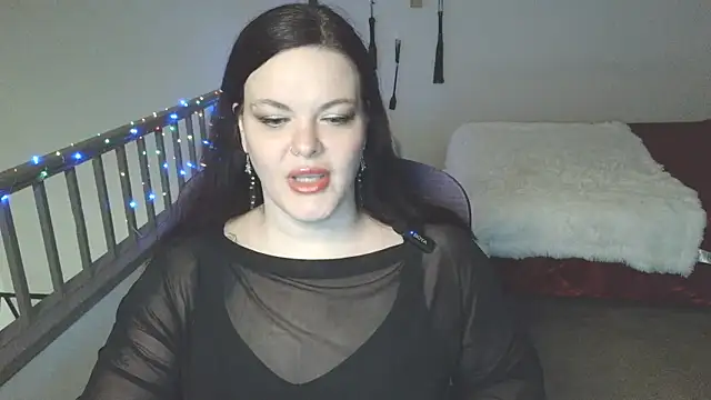 Snapshot of VixieNyx chatting on March 7, 2026, 2:08 am VixieNyx online show from March 7, 2026, 2:08 am