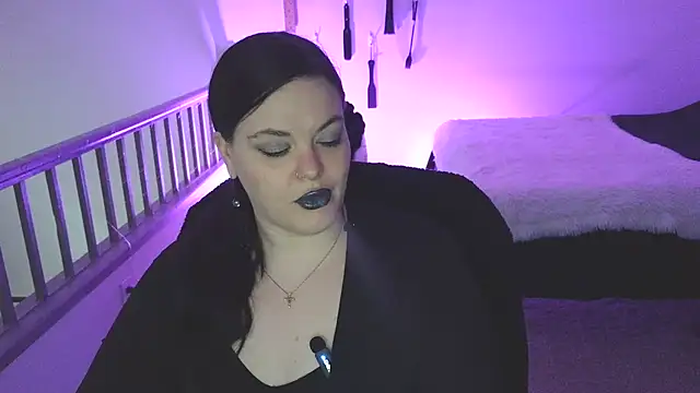 Snapshot of VixieNyx chatting on March 31, 2026, 3:56 pm VixieNyx online show from March 31, 2026, 3:56 pm