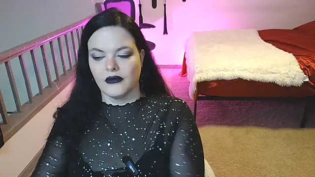 VixieNyx online show from June 3, 2026, 6:13 pm