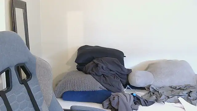 nigeleros online show from February 19, 2026, 7:54 pm