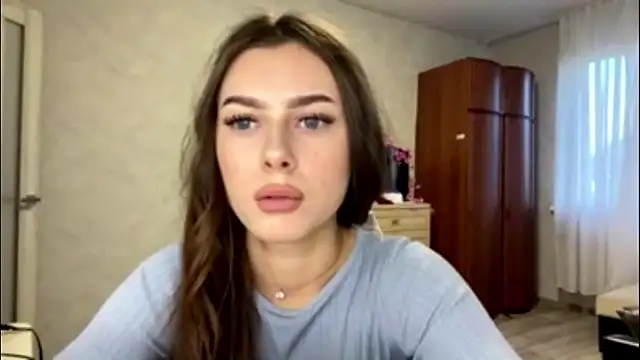 StephaniCute online show from May 17, 2026, 3:52 pm