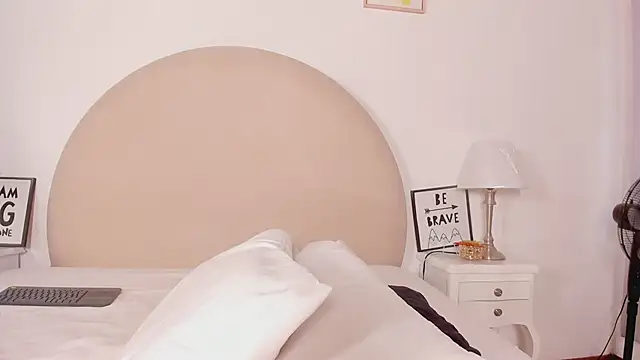 jaccob 18 online show from February 24, 2026, 12:36 pm