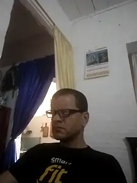 Roque-74 online show from June 19, 2026, 3:38 pm