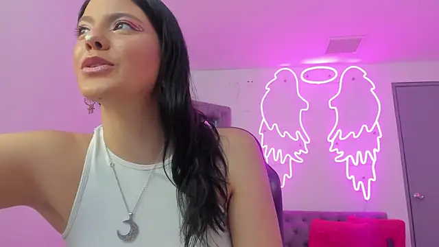 Snapshot of Evelin__thompsson chatting on April 17, 2026, 3:42 am Evelin thompsson online show from April 17, 2026, 3:42 am