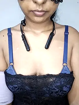 ASHANYA JAYASOORIYA online show from April 26, 2026, 2:53 am