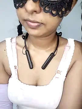 ASHANYA JAYASOORIYA online show from May 13, 2026, 5:05 am