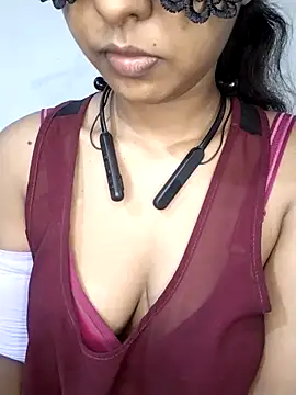 ASHANYA JAYASOORIYA online show from May 14, 2026, 7:37 am