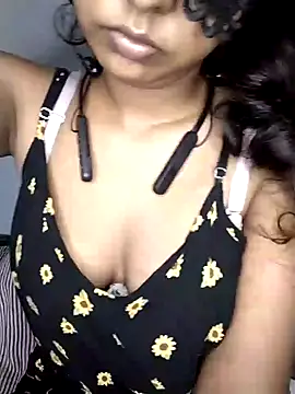 ASHANYA JAYASOORIYA online show from May 21, 2026, 8:54 am