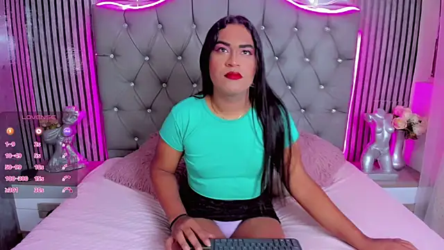 Snapshot of Valentina-Nova- chatting on May 11, 2026, 10:18 pm Valentina-Nova- online show from May 11, 2026, 10:18 pm