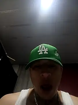 Snapshot of Valentino_dominusSex chatting on March 13, 2026, 8:32 am Valentino dominusSex online show from March 13, 2026, 8:32 am